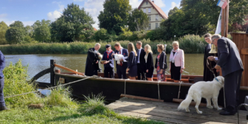 Hafenfest in Berkenthin am Kanal mit Kindstaufe