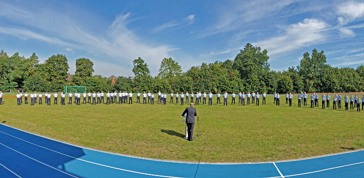 Aus Servus wird nun Moin