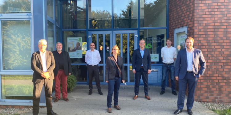 Wirtschaftsstaatssekretär besucht VSG Media in Nusse