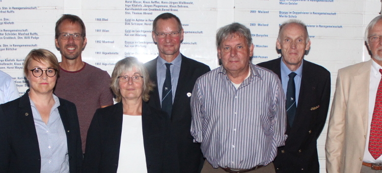 Neues Ehrenmitglied im Ratzeburger Ruderclub: Regine König