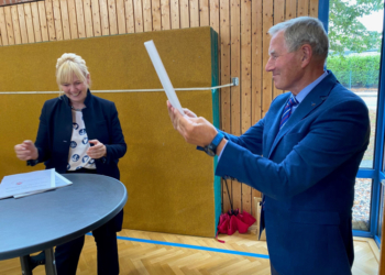 Kreisaktionsplan Inklusion für den Kreis Herzogtum Lauenburg überreicht