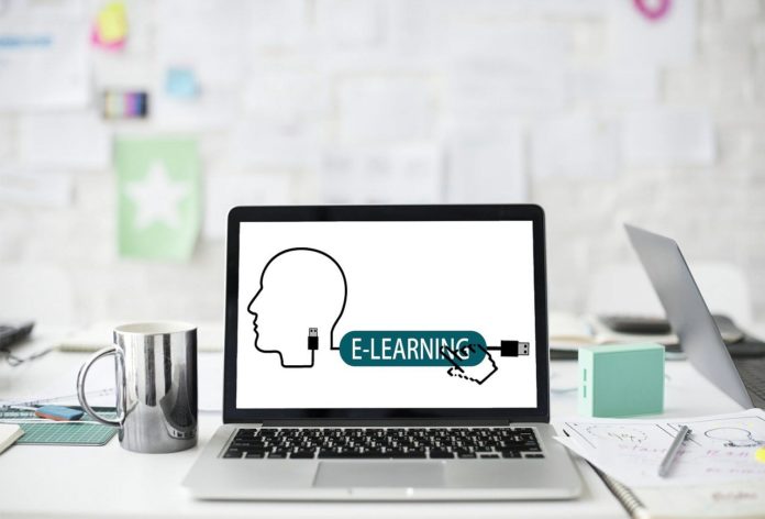 e-learning-3734521_1280