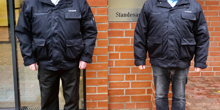 ‚Masken‘ werden getragen!