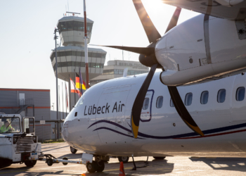 Lübeck Air fliegt gmp-Architekten von Tegel nach BER