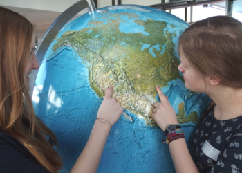 Schüleraustausch USA, weltweit und in Corona-Zeiten: Stiftung gibt online Tipps zu Schüleraustausch und Stipendien