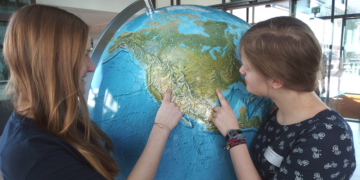 Schüleraustausch USA, weltweit und in Corona-Zeiten: Stiftung gibt online Tipps zu Schüleraustausch und Stipendien