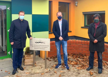 Christopher Vogt besucht Stecknitz-Schule und hebt Engagement der Beteiligten vor Ort heraus