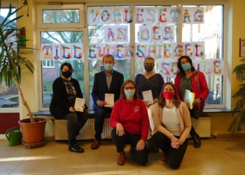 570.000 Vorleser und Zuhörer beim Vorlesetag und die Till-Eulenspiegel-Schüler aus Mölln mit dabei