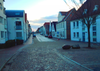 Ratzeburg: Erster Abschnitt der runderneuerten Domstraße freigegeben
