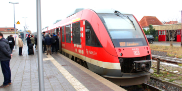 Neuer Glanz mit altem Charme: Möllns Bahnhofsgebäude offiziell wieder eröffnet