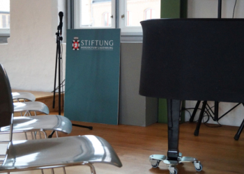 Fliegende Finger in Zeiten leerer Stühle – Stiftungsführung blickt trotz anhaltendem Lockdown optimistisch in die Zukunft