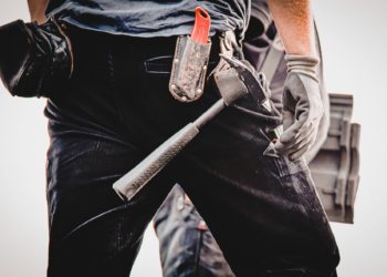 IG Bau: Lohnuntergrenze im Herzogtum Lauenburg ist für 130 Dachdecker gestiegen