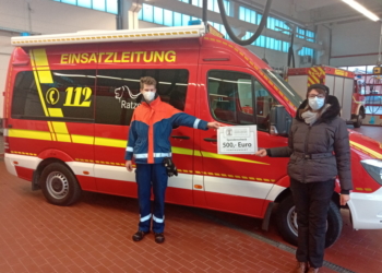 Spende statt Weihnachtsfeier