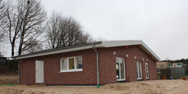 Feierliche Schlüsselübergabe: Abschluss des ersten Bauabschnitts im Möllner Tierheim