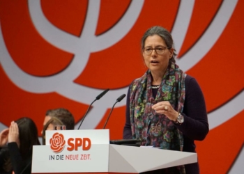 Nina Scheer mit 94,52 % als Direktkandidatin der SPD für den Bundestagswahlkreis 10 erneut aufgestellt!