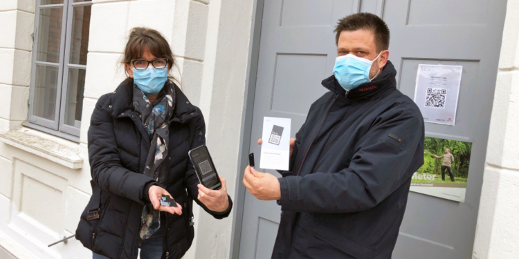 ‚luca-App‘: Mit speziellen Schlüsselanhängern auch ohne Smartphone nutzbar