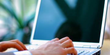 Neuer Digital-Service: Den Antrag auf Arbeitslosengeld online im Blick behalten