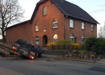 Schon wieder ein Lkw-Unfall in Breitenfelde