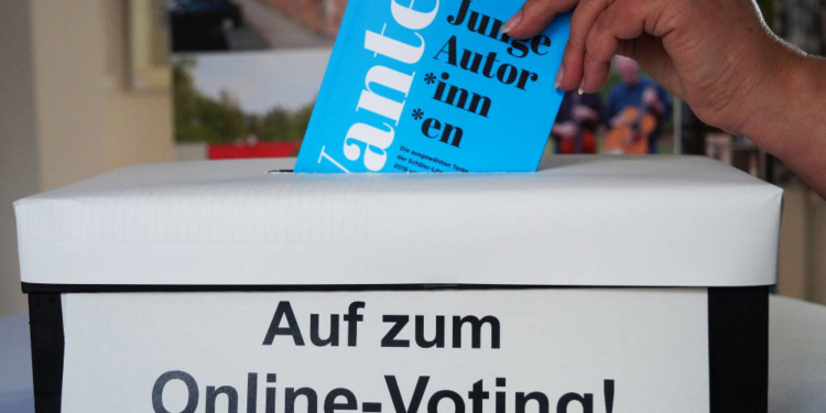 Stiftung startet Online-Voting für ‚Wanted: Junge Autor*inn*en‘
