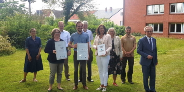 Auszeichnung der Möllner Grundschulen Tanneck und Till-Eulenspiegel als Naturpark-Schulen