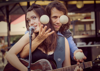 Der Juli startet spektakulär mit Straßenkunstfestival im Möllner Kurpark