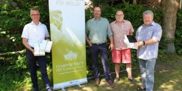 ‚MENTOR – Die Leselernhelfer Mölln‘ erhält IPads als Starthilfe