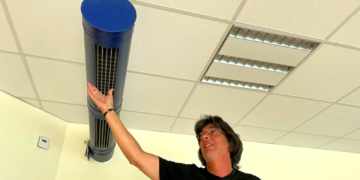 Lüftungsgeräten in allen Klassen- und Fachräumen