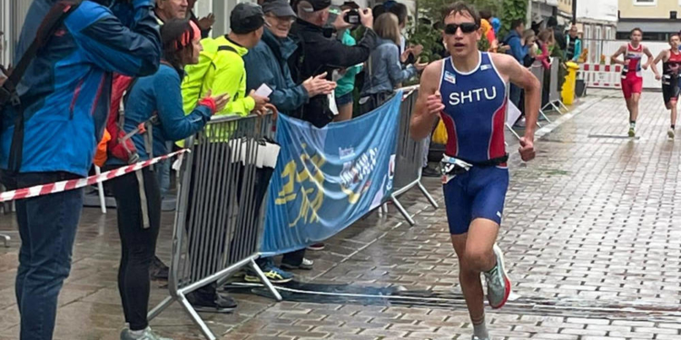 Paul Grindel gewinnt die Deutsche Triathlon-Meisterschaft in Schongau