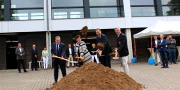 Spatenstich für die Ruderakademie Ratzeburg