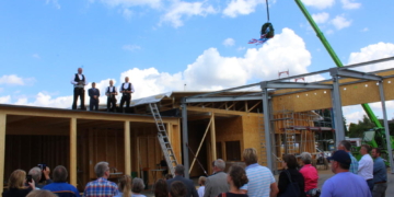 Richtfest für Nusser Grundschule