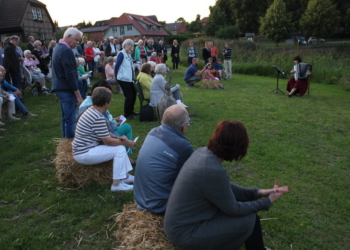 ‚Lichtblicke‘ – fünfter Musikalischer Spaziergang rund um die Ziethener Kirche