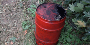 Altöl illegal entsorgt – Zeugen gesucht