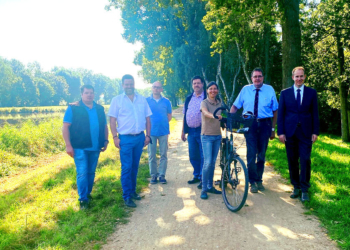 Jede Menge Kies für den Radfernweg