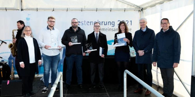 ‚Die Besten der Besten‘ – IHK zu Lübeck ehrt Auszubildende
