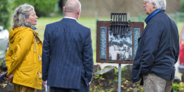 Künstler laden zum Dialog auf dem Friedhof ein