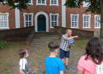 Taschenlampenführung für Kinder zu Halloween