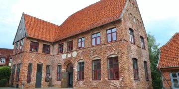 Todesanzeigen als Quellen für Genealogie und Forschung