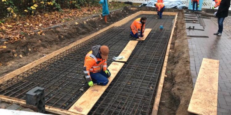 Bike & Ride‘ – Sichere Fahrradabstellanlage entsteht am Ratzeburger Bahnhof