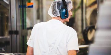 Mehr Geld und kürzere Arbeitszeiten durch Tarifvertrag