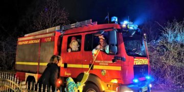 Nikolaus bediente sich der Feuerwehr