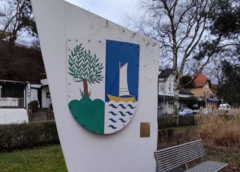 Schmierereien an Denkmal