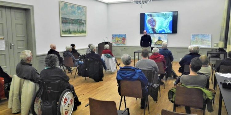 Ratzeburger Volkshochschule gründet „Politische Bildungswerkstatt“