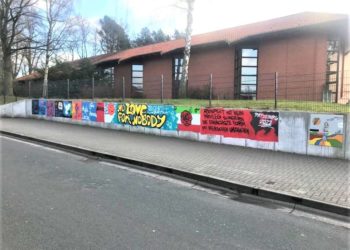 Jugendliche werden kreativ bei Graffitiaktion gegen Rassismus