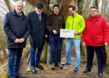 Spendenübergabe durch die ‚Vereinigte Stadtwerke‘