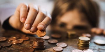 Armut durch höhere Löhne und Kindergrundsicherung bekämpfen