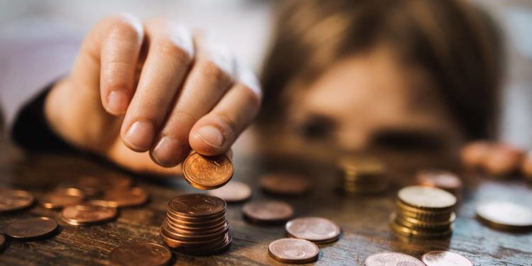 Armut durch höhere Löhne und Kindergrundsicherung bekämpfen