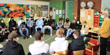 Vom Schulabbrecher zum Treuhandmanager und Projektleiter