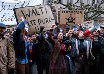 „Bis wir tot sind oder frei“ im Montagskino 