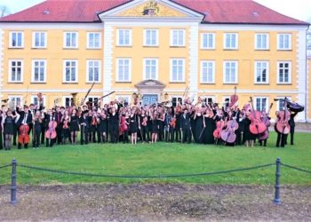 Frühjahrskonzert des LandesJugendOrchesters Schleswig-Holstein auf Schloss Wotersen