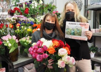 „Flower Power“ – eine Aktion für Frauenrechte